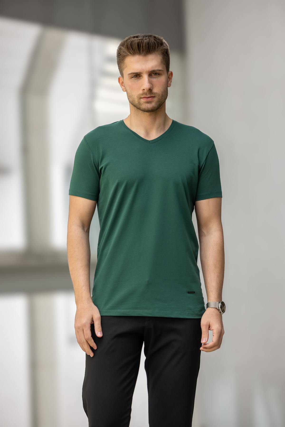 GABAGE Slim Fit V Yaka Pamuklu Tişört - Yeşil - 1